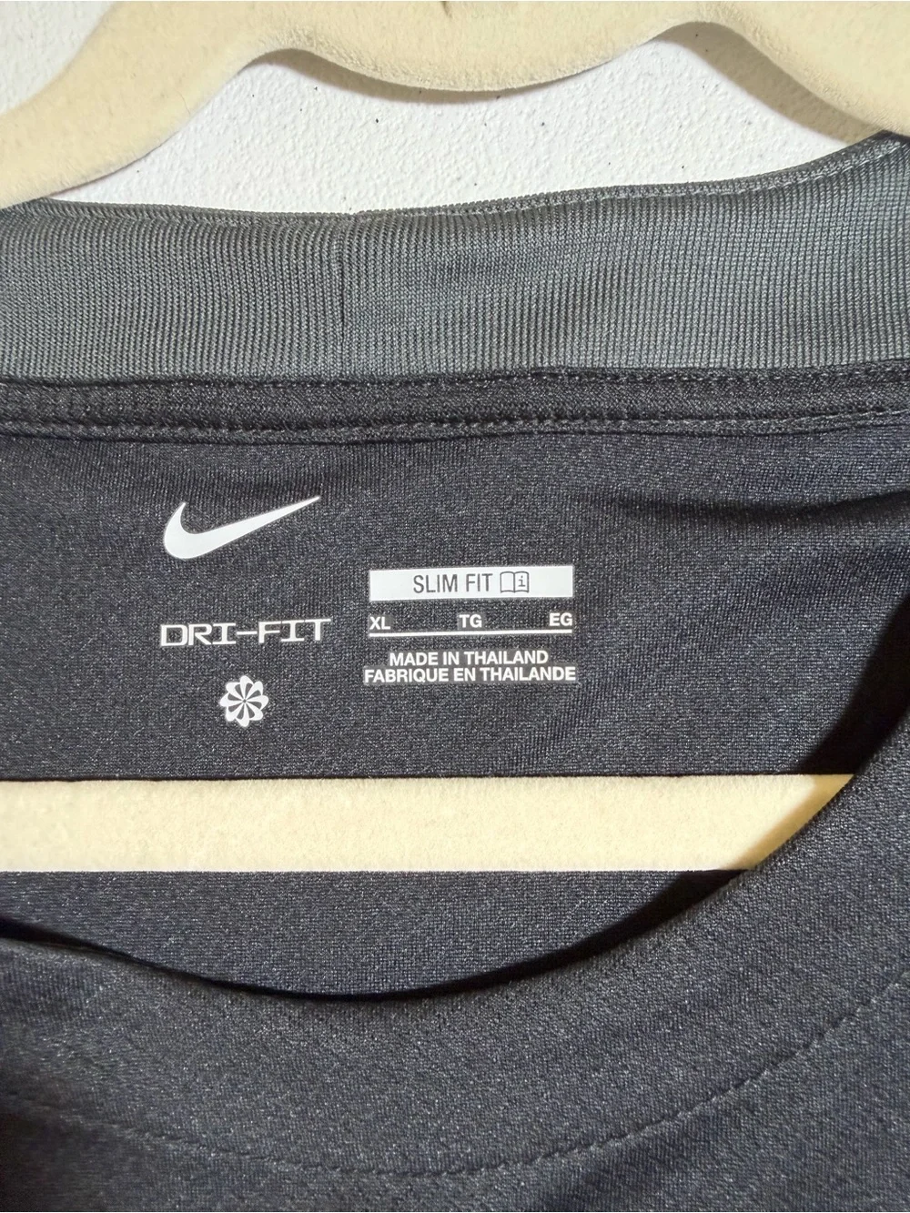 Nike Black Dri-FIT Slim Fit Athletic Tee Short Sleeve NWT